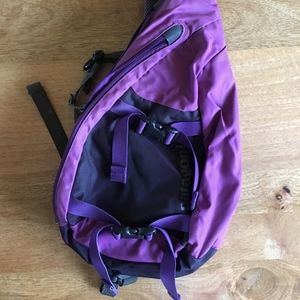 Patagonia Atom Sling Bag